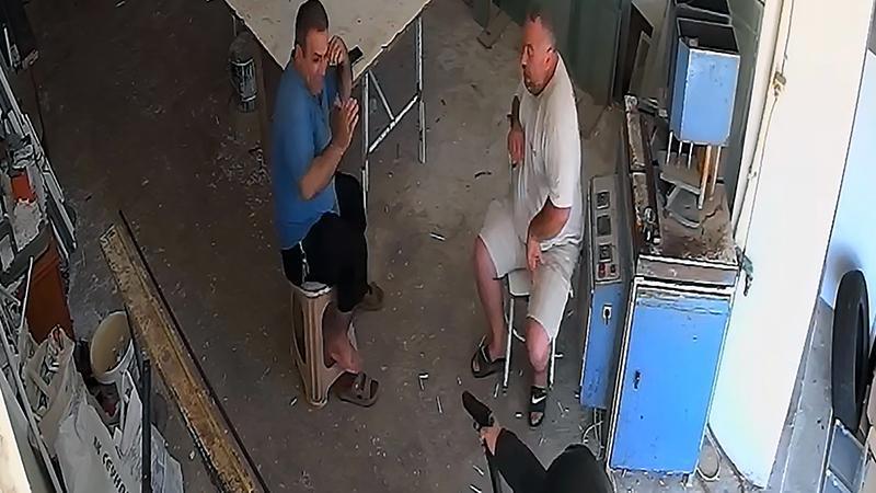 Adana’da PVC Ustasına Silahlı Saldırı! İş Yerinde Kurşun Yağdırdılar