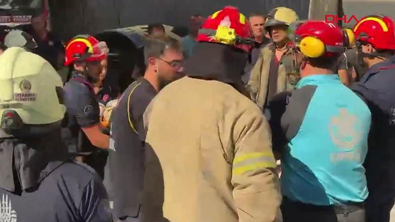 Söküm Sırasında Kiriş Altında Kaldı: Yaralı İşçi Hastaneye Kaldırıldı